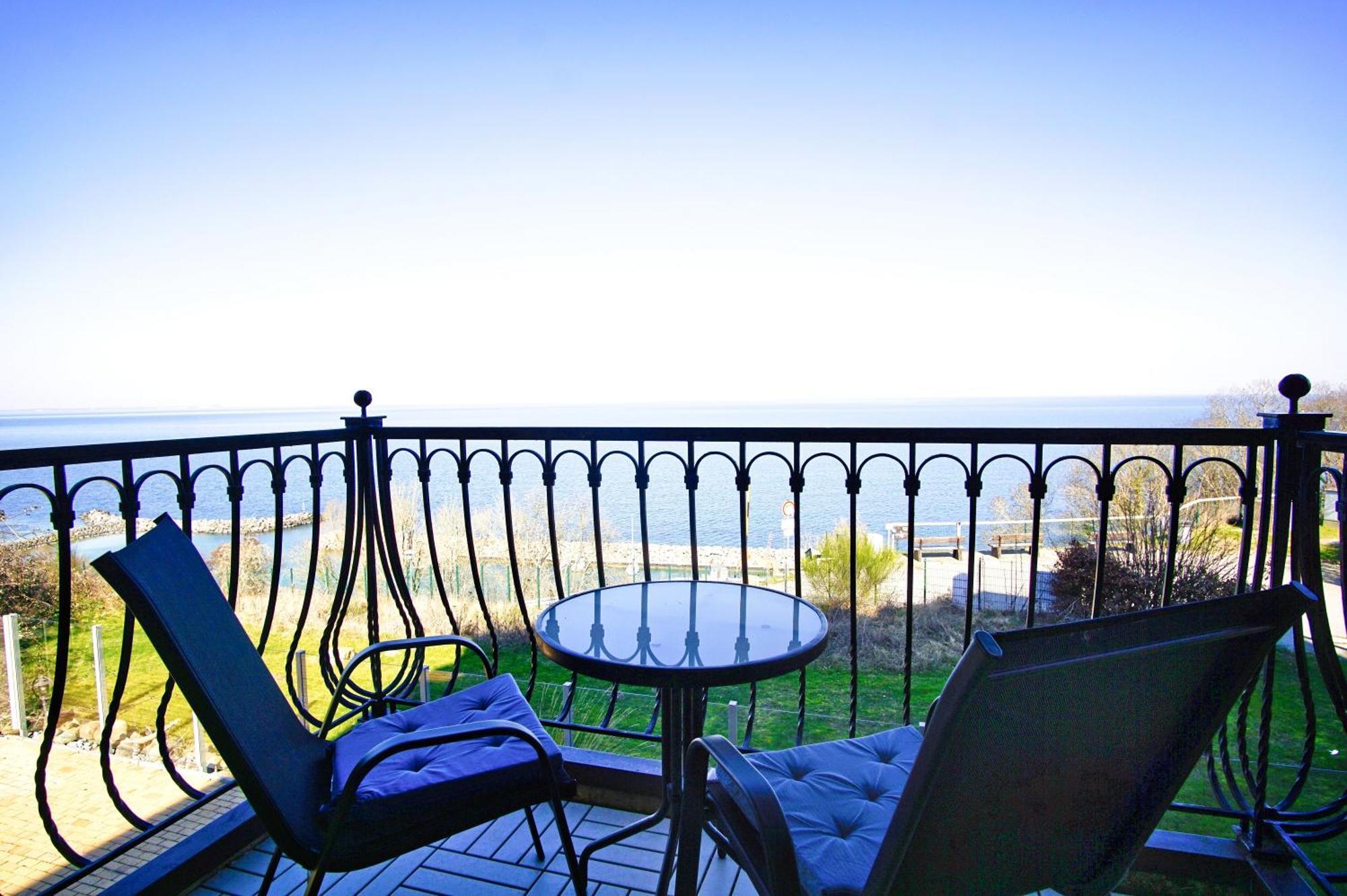 Ferienwohnung Mit Traumhaftem Meerblick - Haus Am Meer Fewo 01 Lohme Exteriör bild