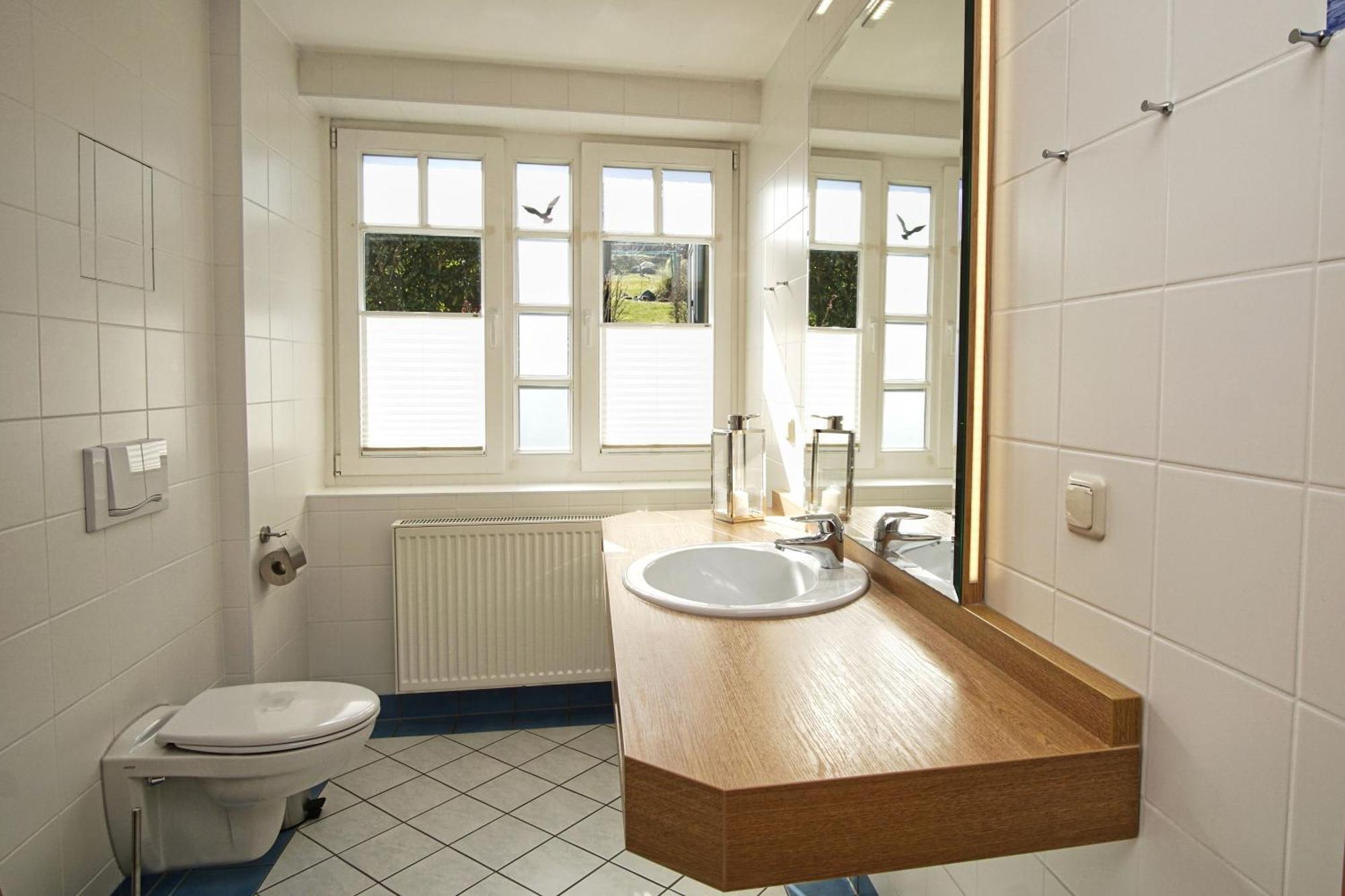 Ferienwohnung Mit Traumhaftem Meerblick - Haus Am Meer Fewo 01 Lohme Exteriör bild